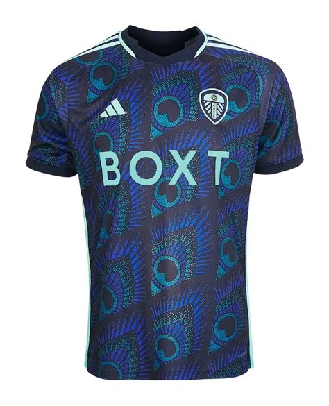 leeds united kit away.